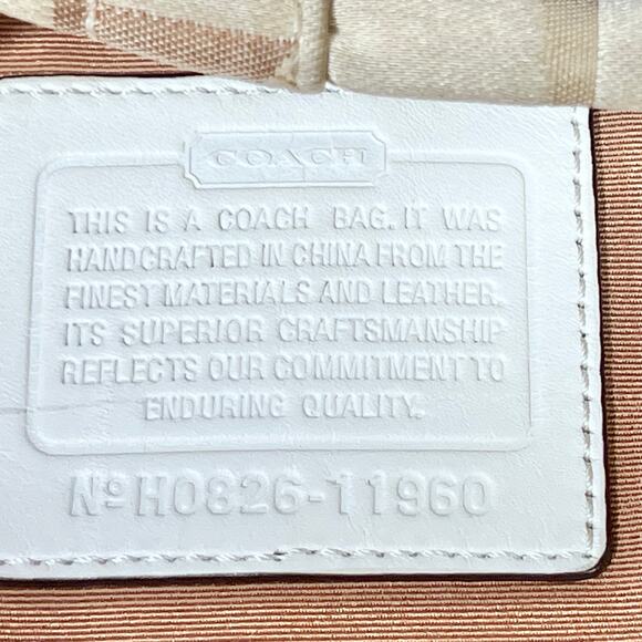 Coach Carly Signature Optic Shoulder Bag No. H0826-11960 Beige 2008 - Picture 9 of 16